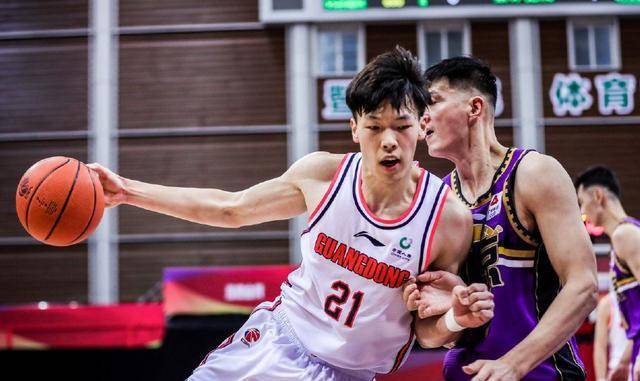 三分火力全开:北京队三分命中率突破42%!的简单介绍 三分火力全开:北京队三分命中率突破42%!的简单介绍