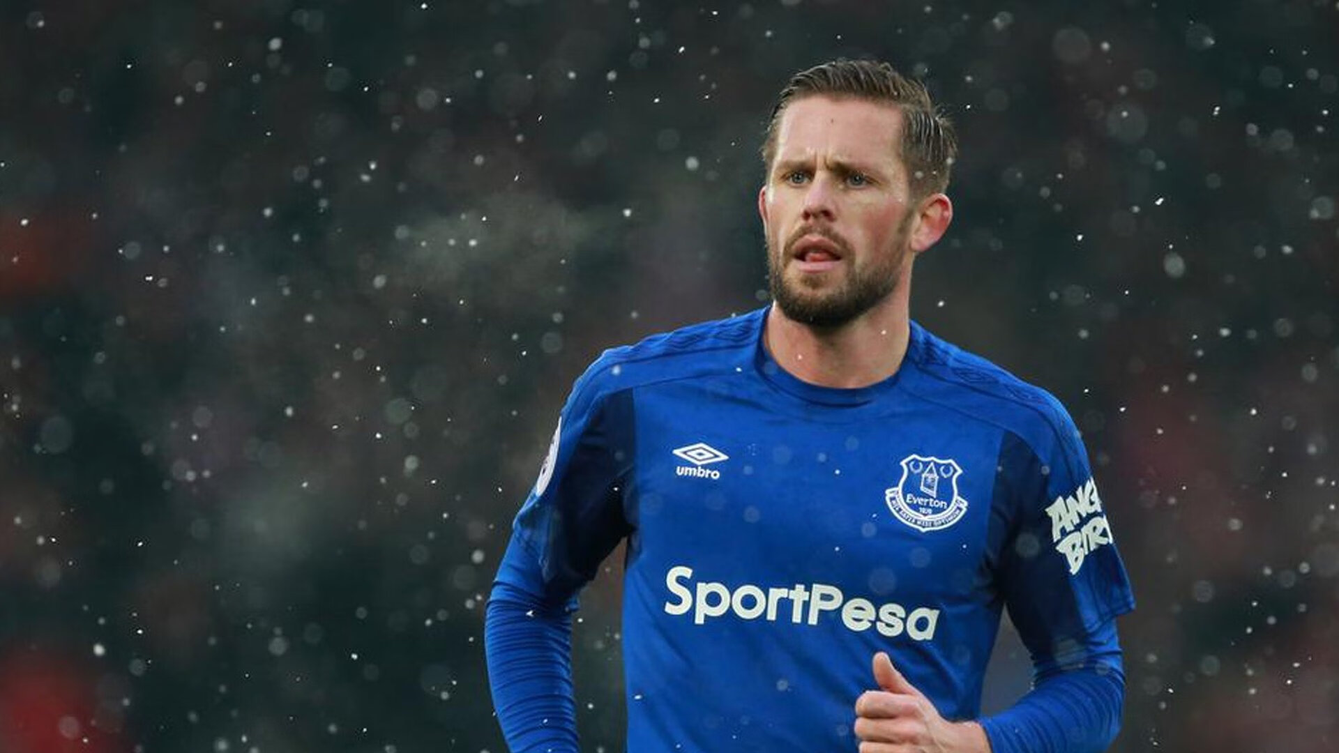 中国足球控球推进距离统计，最实用的足球控球技术视频